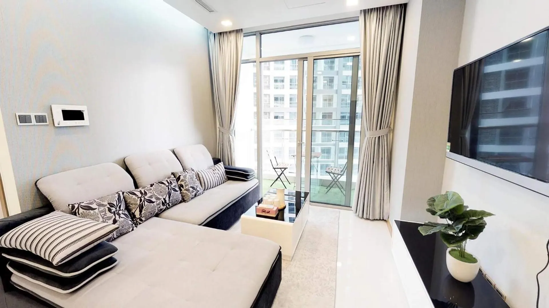 Jessie Saigon Apartment - Vinhome Central Park Ho Chi Minh City